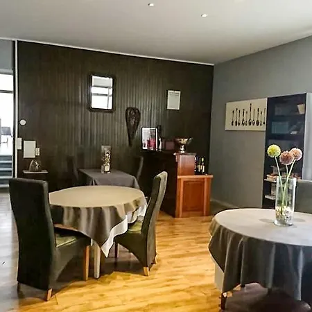 La Chaumiere