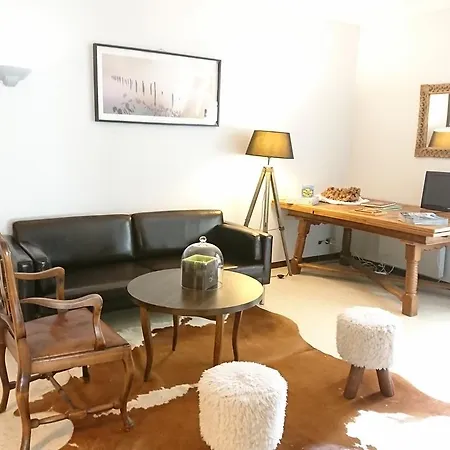 La Chaumiere 2* Вуарон